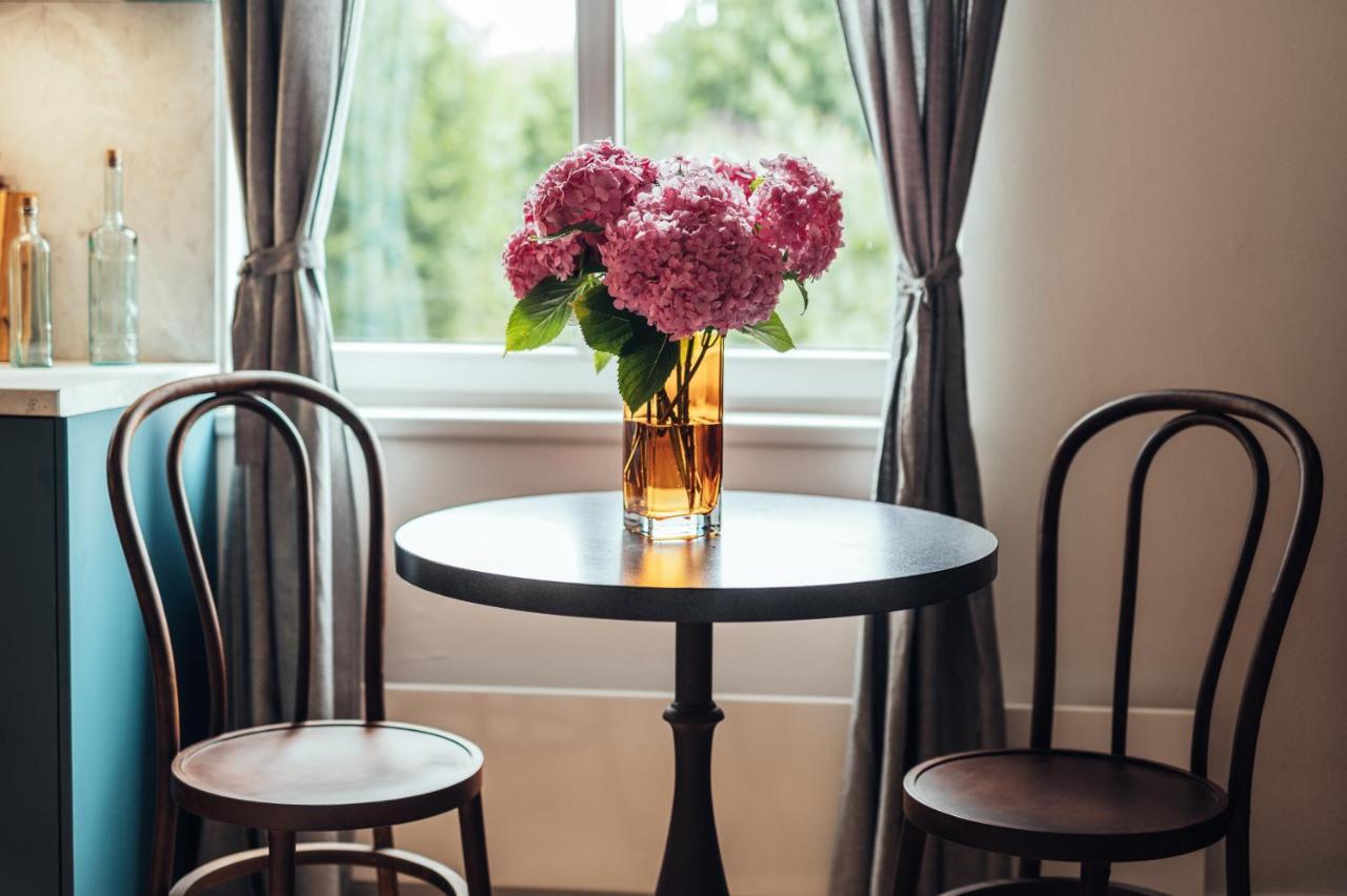 Olive Apartment Лиепая Экстерьер фото